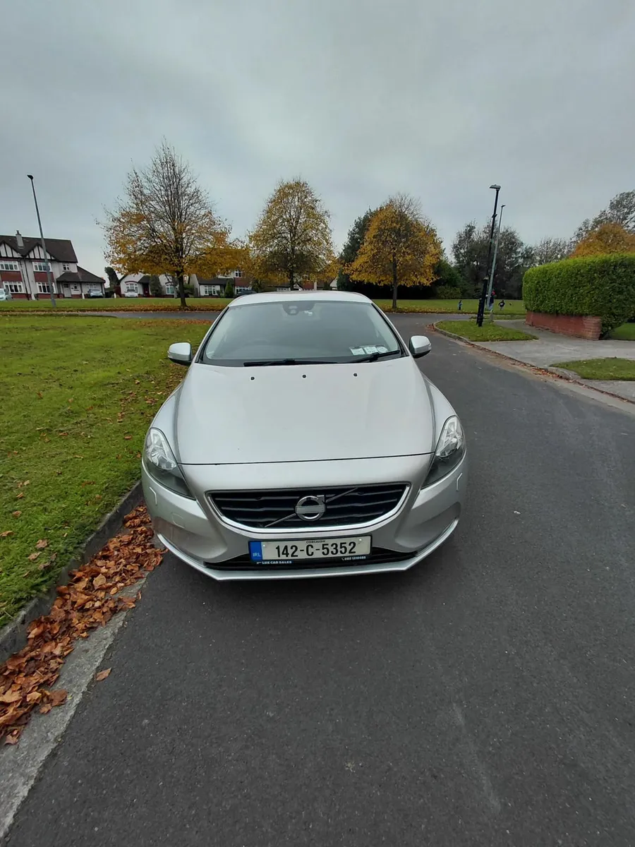 Volvo V40 2014 - Image 4