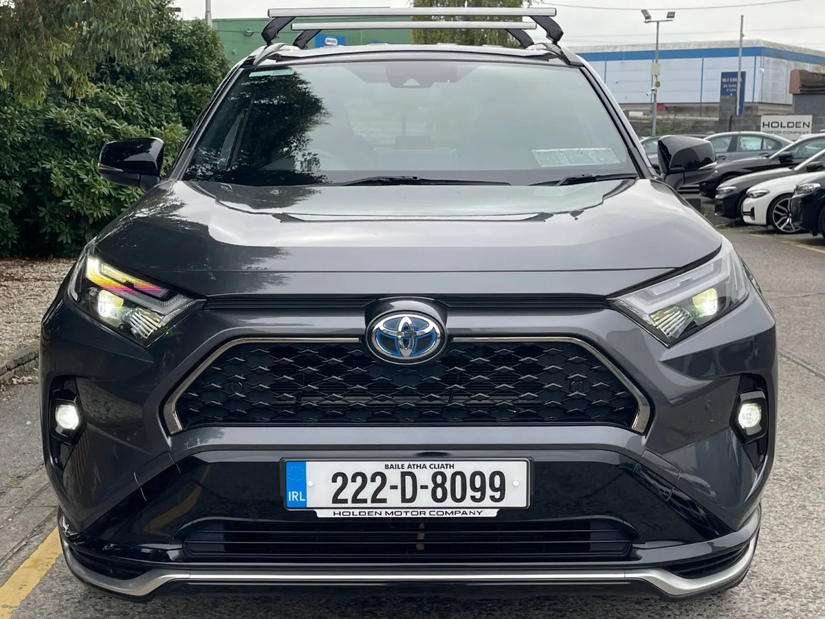 2022 Toyota RAV4..AWD..LOW MILES..2 KEYS - Image 4