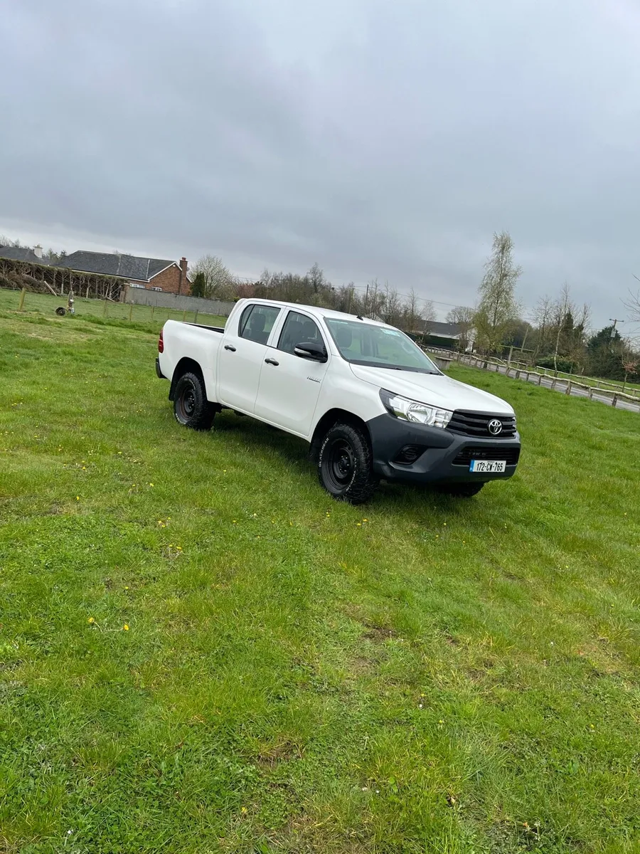 Toyota Hilux - Image 3