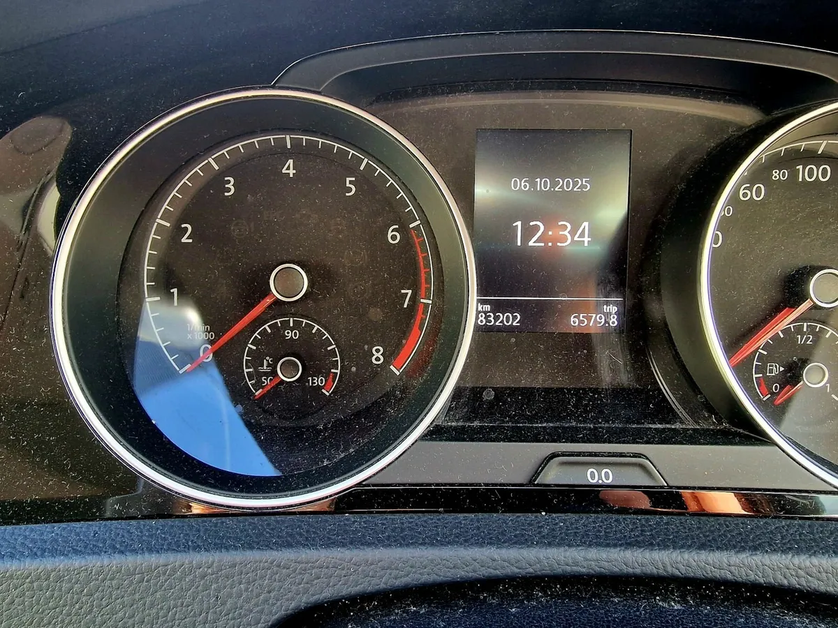 Volkswagen Golf 2016 - Image 2