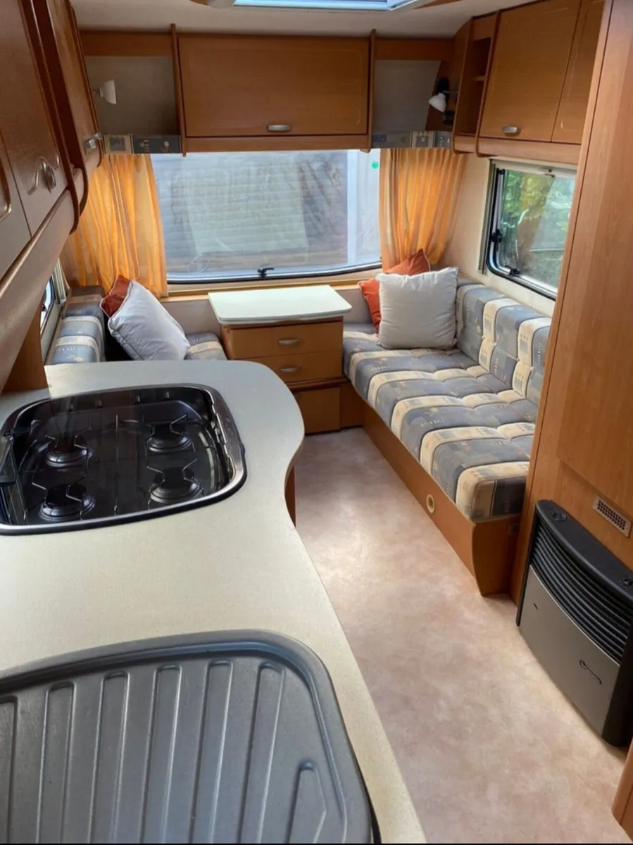 Bailey Ranger with Dorema full awning - Image 3