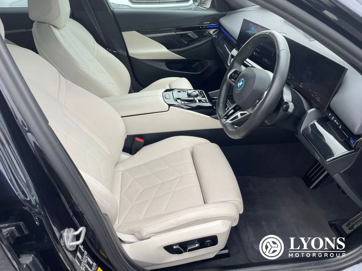 BMW 5 Series 530e M Sport Pro Saloon - Image 3