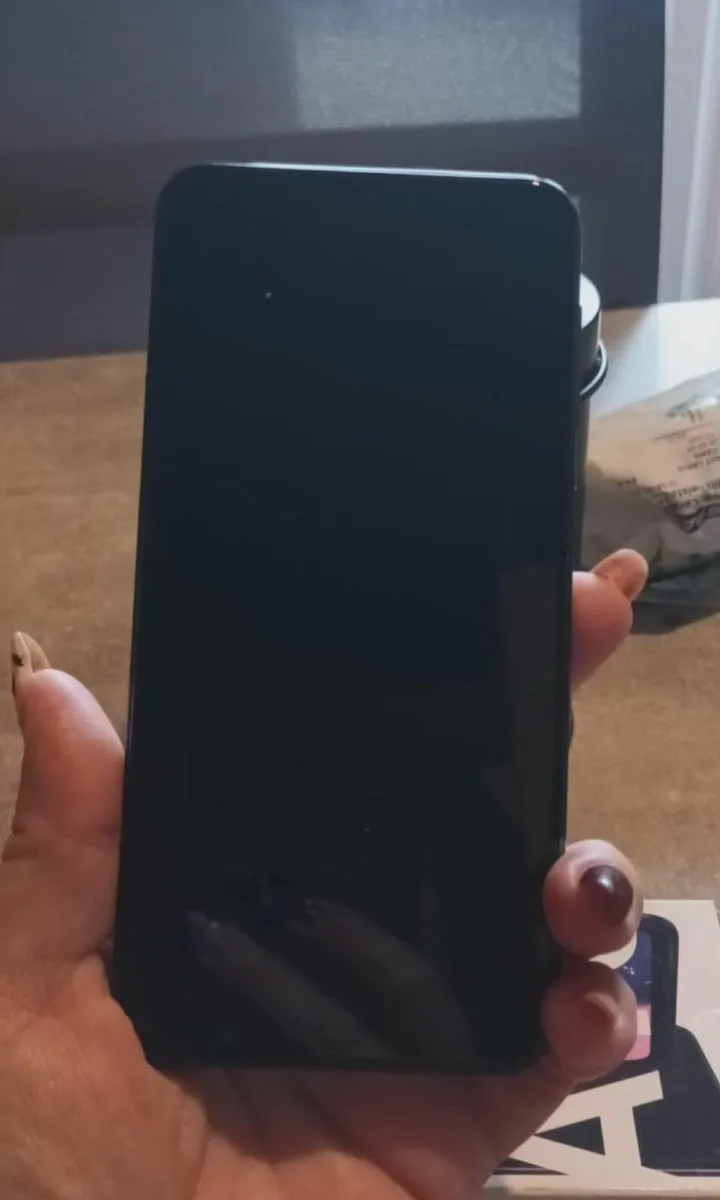 Mobile phone - Image 3