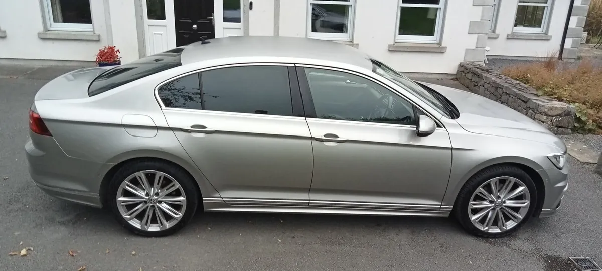 Volkswagen Passat 2016 - Image 1