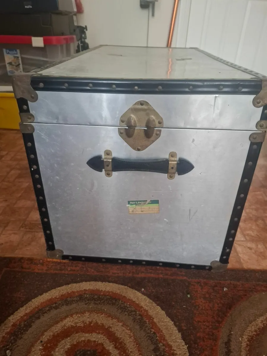 Trunk - Image 4