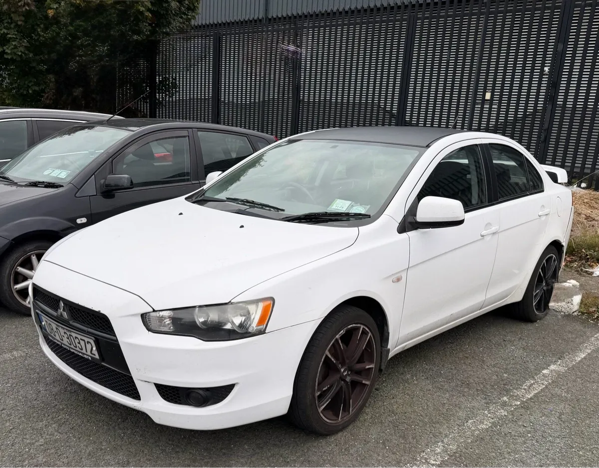 2008 Mitsubishi Lancer - Image 2