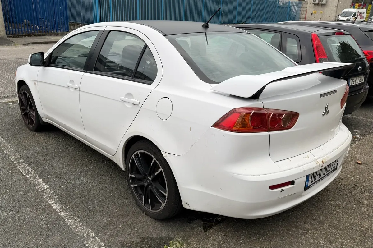 2008 Mitsubishi Lancer - Image 3