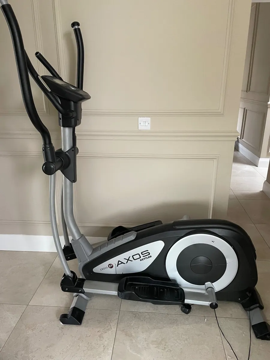 Cross trainer - Image 2