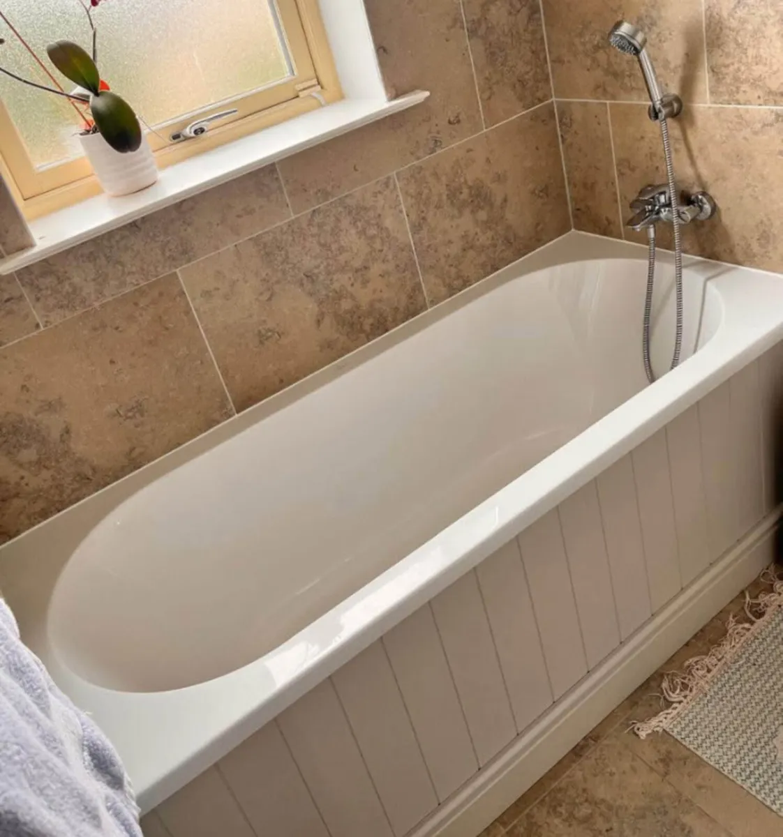 Villeroy & Boch bath - Image 1