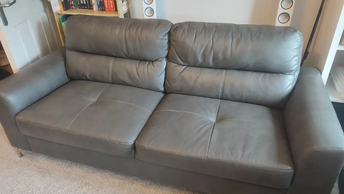 Leather sofa - Image 4