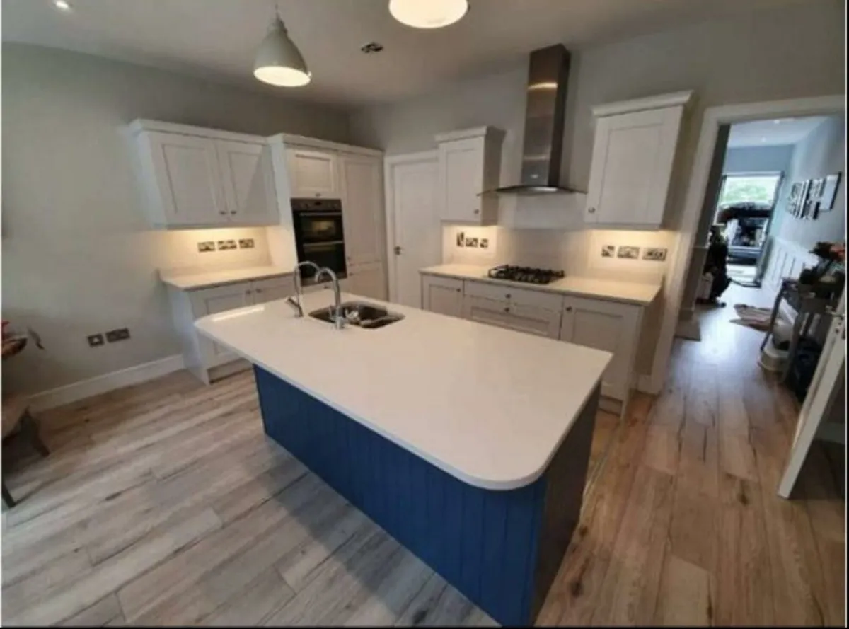 Entire Kitchen for Sale - Image 2