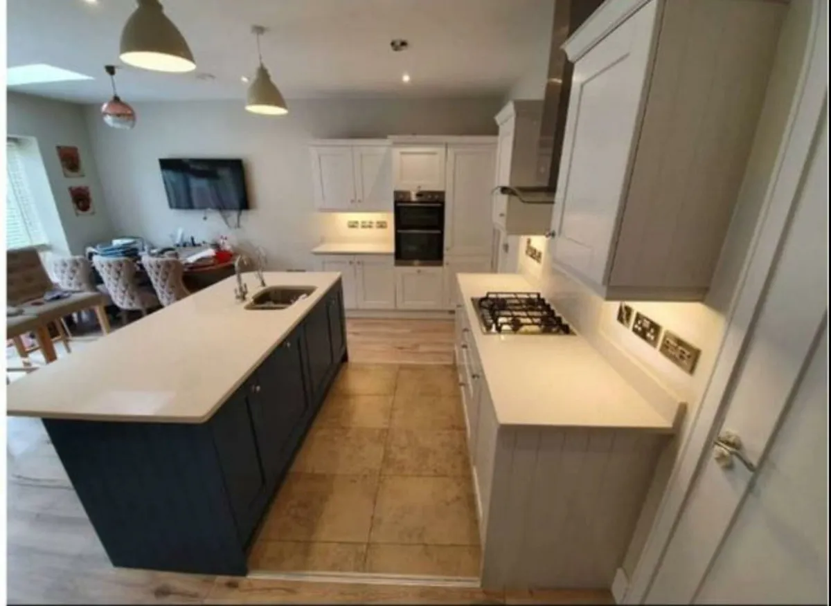 Entire Kitchen for Sale - Image 3