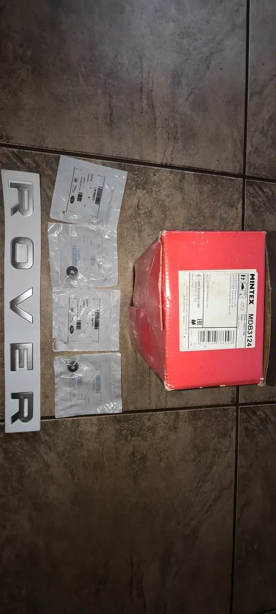 Motorsport: Range Rover small items - Image 3
