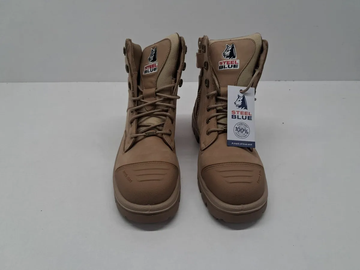 Online Auction Of Southern Cross Sand Boots - Image 3
