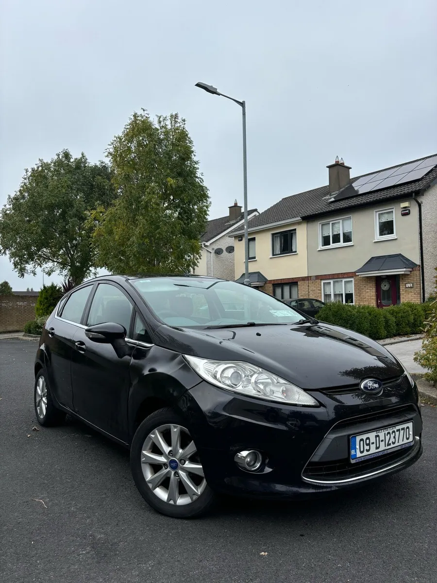 Ford Fiesta 1.25 Zetec 82PS - Image 1