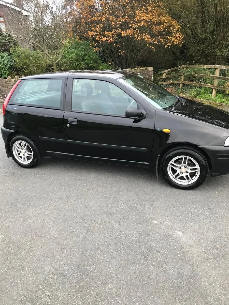 Fiat Punto 1999 - Image 1