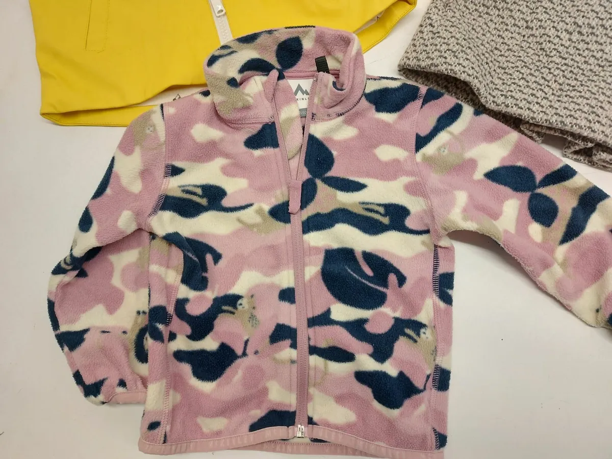Online Auction Of Kid's Jackets & Coats - Image 4