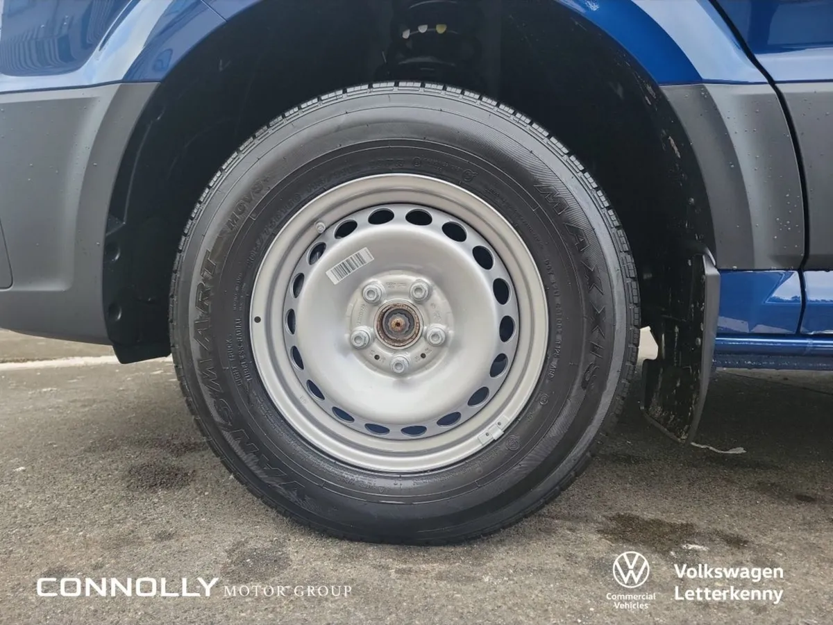 Volkswagen Crafter Cr35 Panel van Highline MWB 14 - Image 4