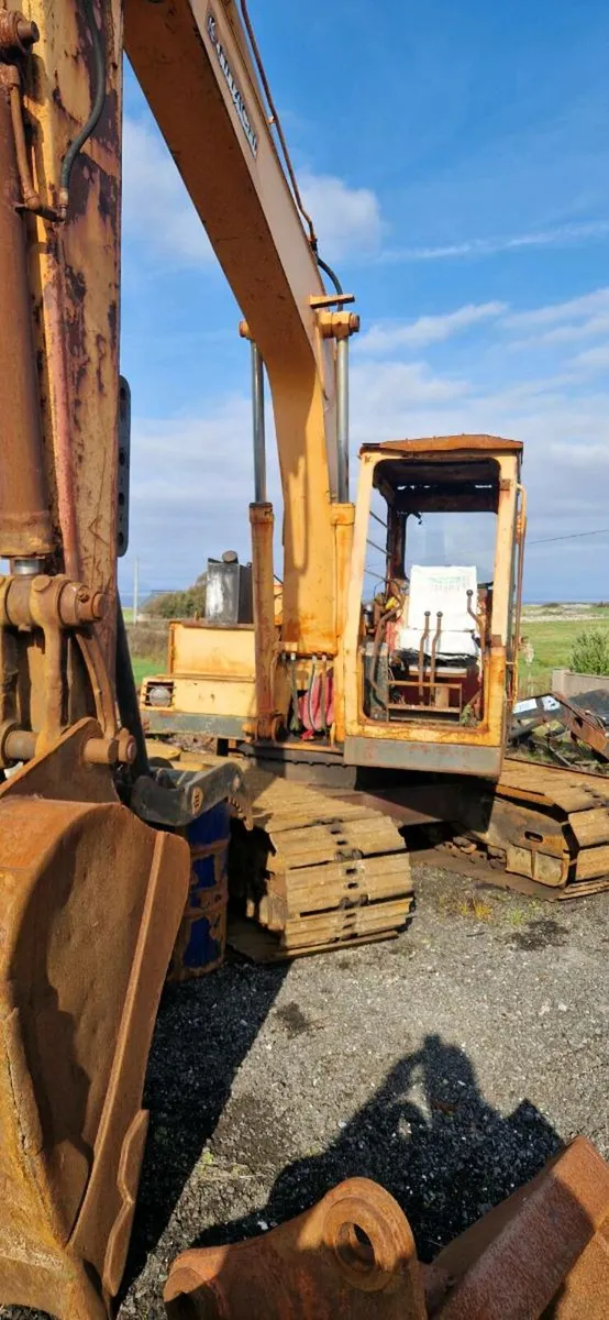 Hitachi UH052 - Image 2