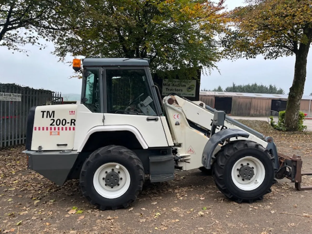 2000 Terex TM 200 Pivot Telehandler - Image 4