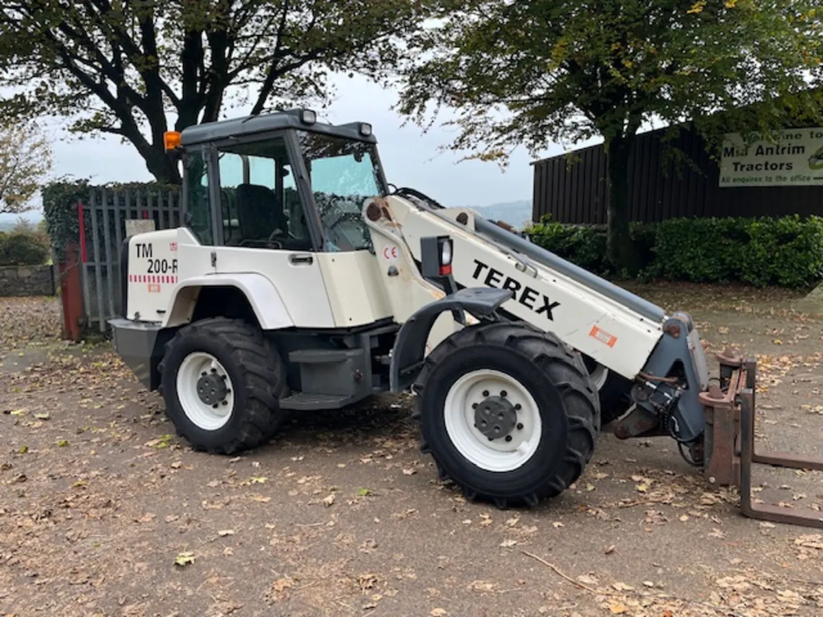2000 Terex TM 200 Pivot Telehandler - Image 3
