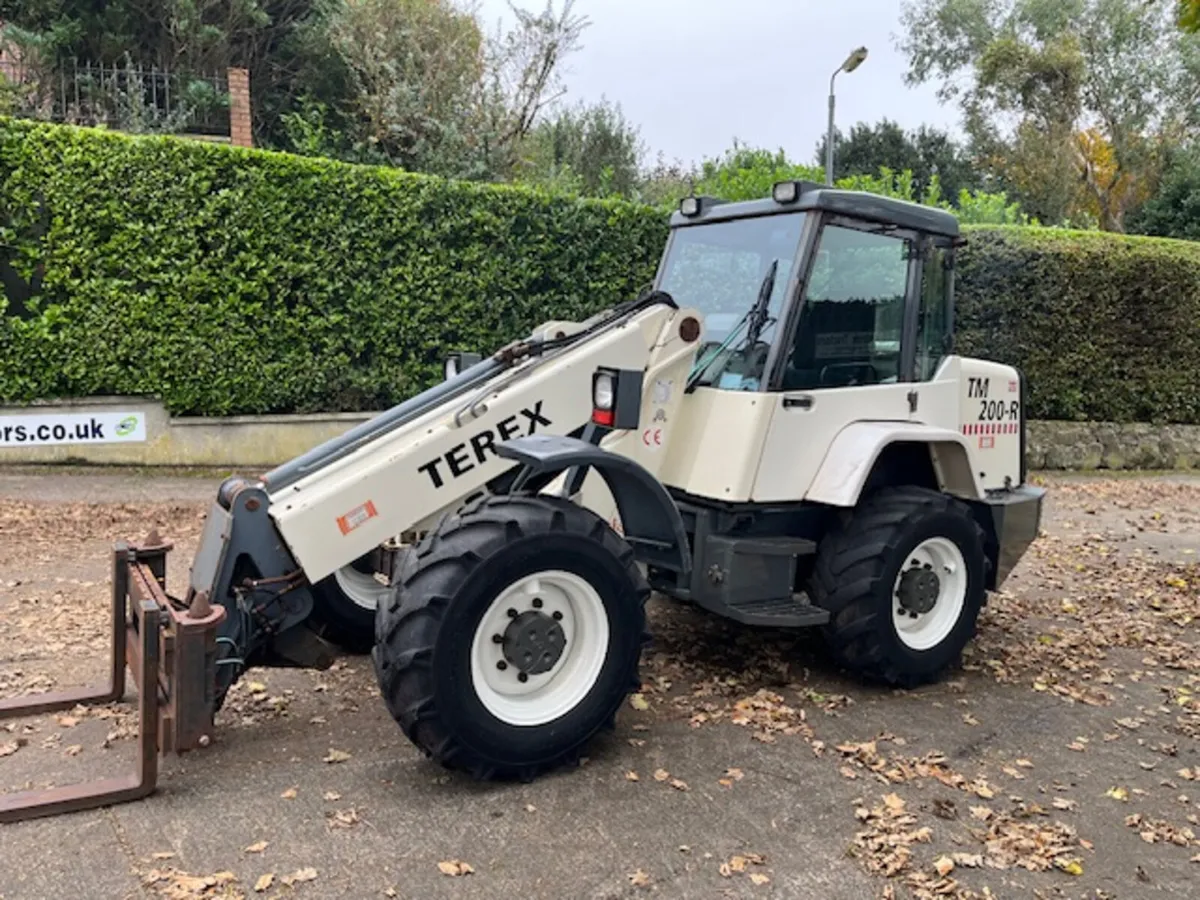 2000 Terex TM 200 Pivot Telehandler - Image 1