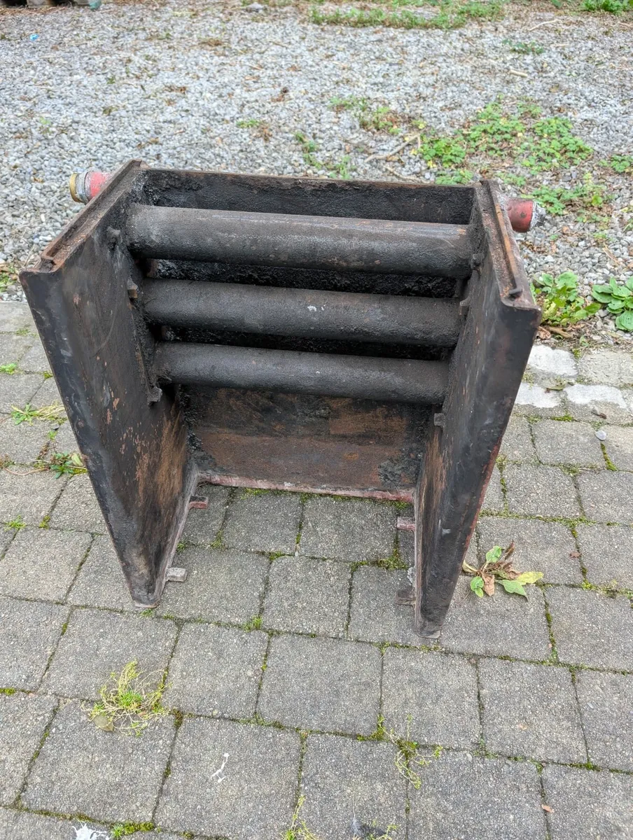 Back boiler for open fire - Image 1