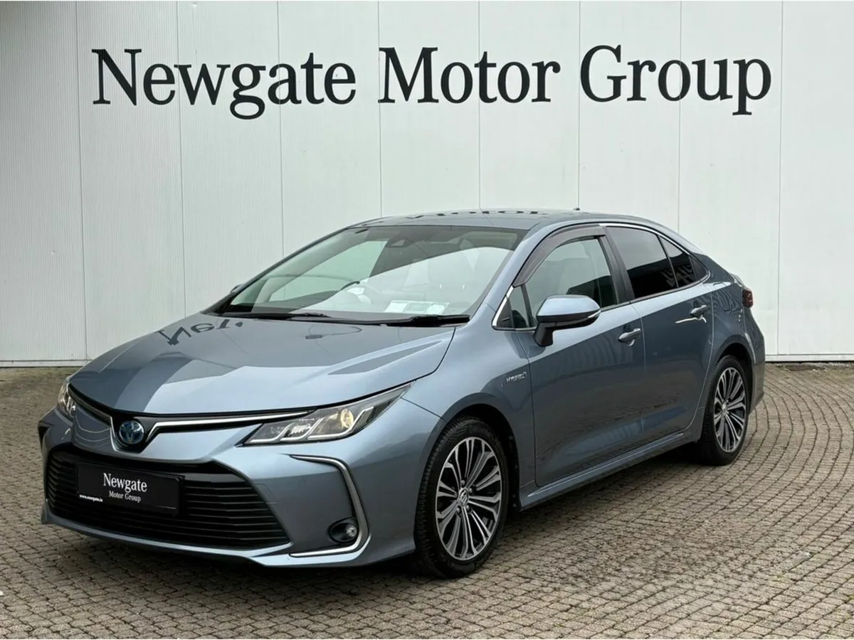 Toyota Corolla HYB Luna Sport SA 4DR Auto - Image 1