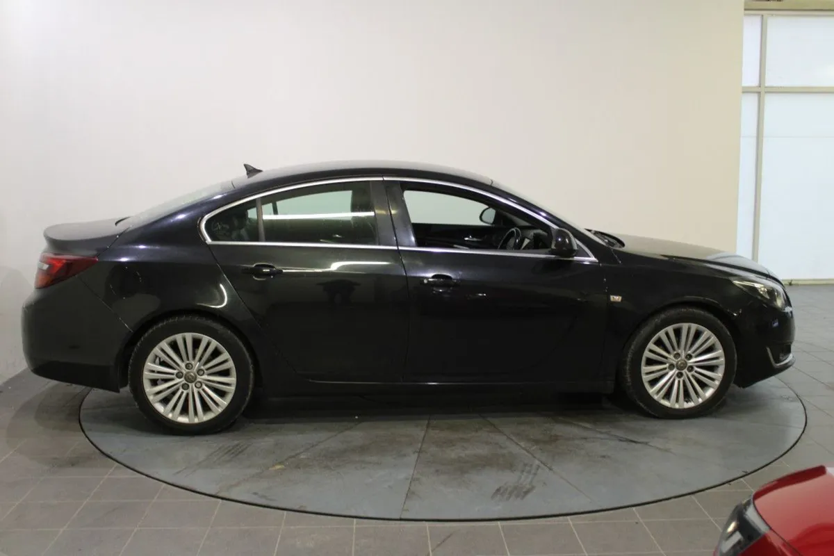 Opel Insignia 2.0cdti 163PS Elite - Image 3