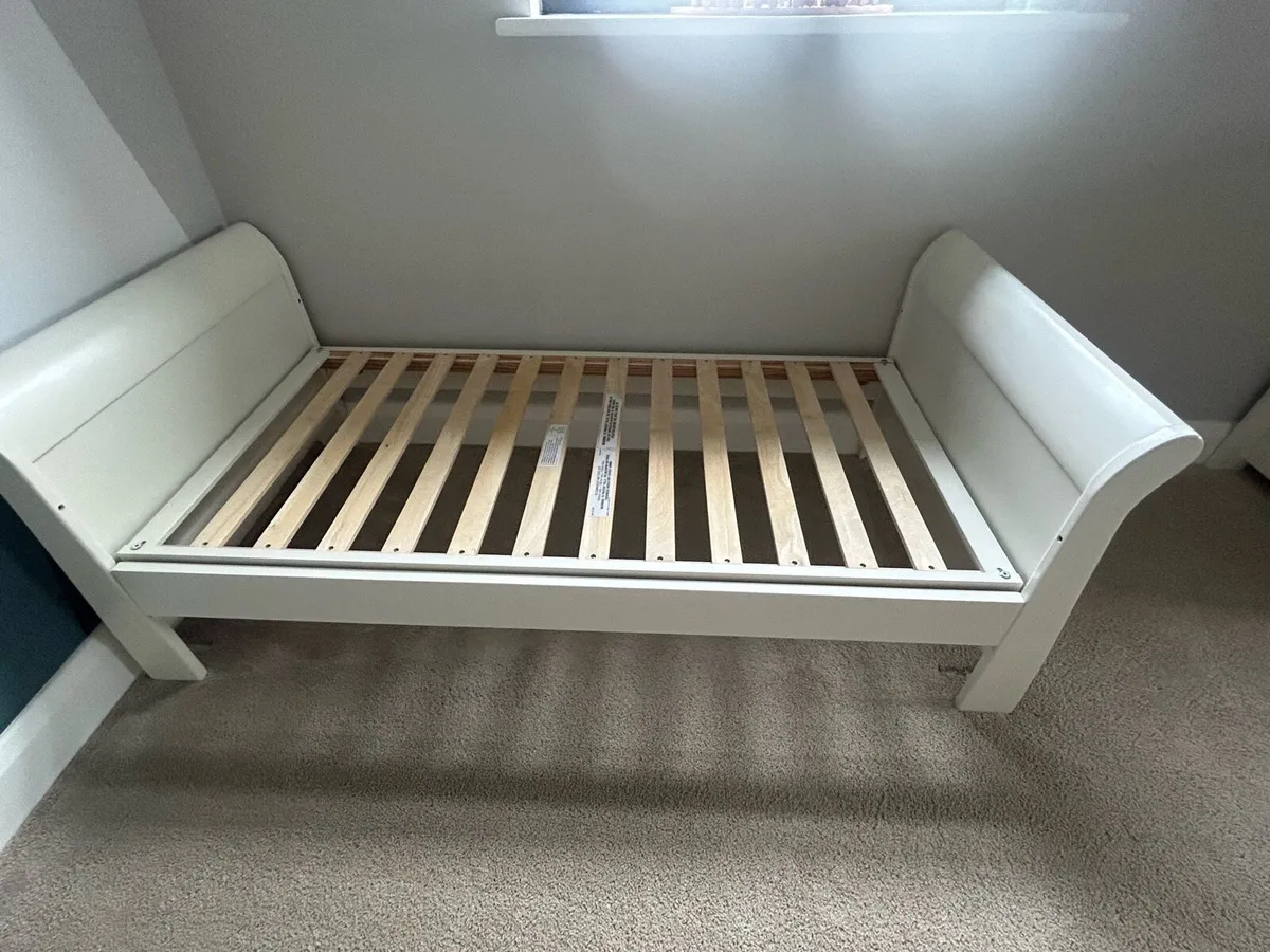 Mamas & Papas nursery furniture - Image 3