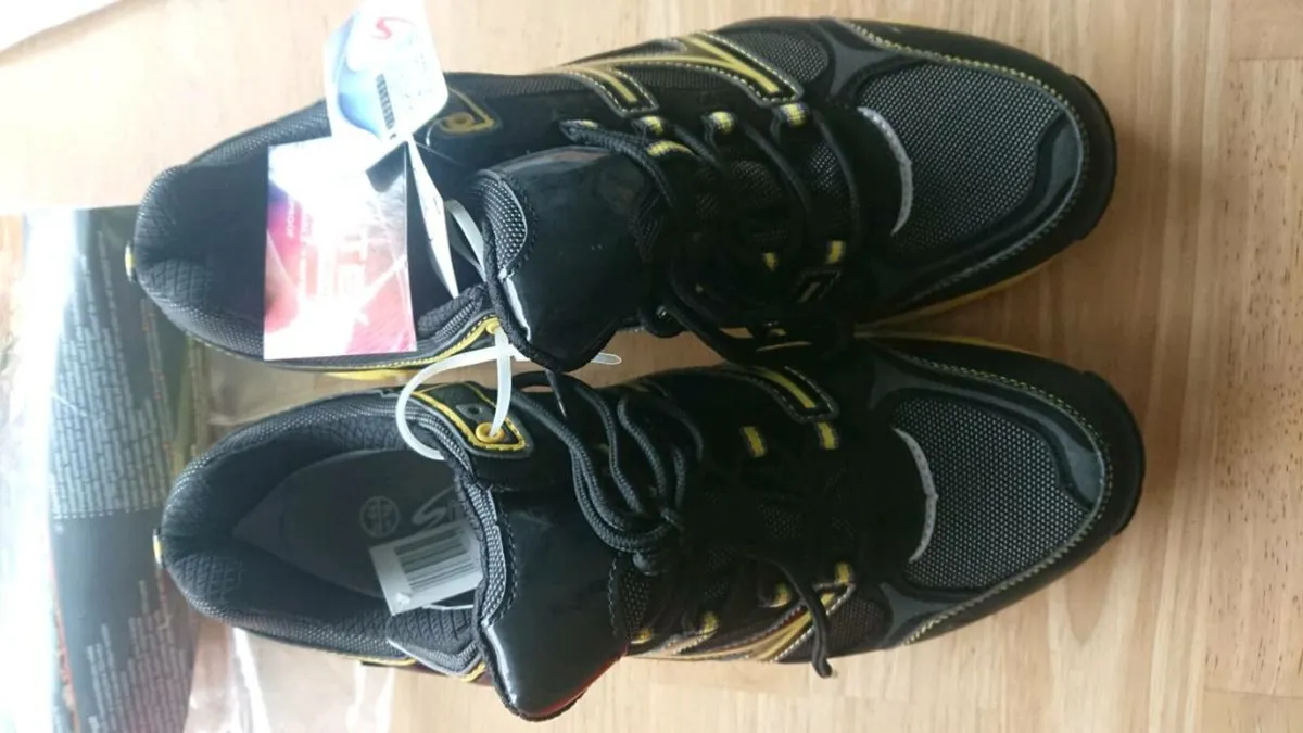 Runners - Image 4