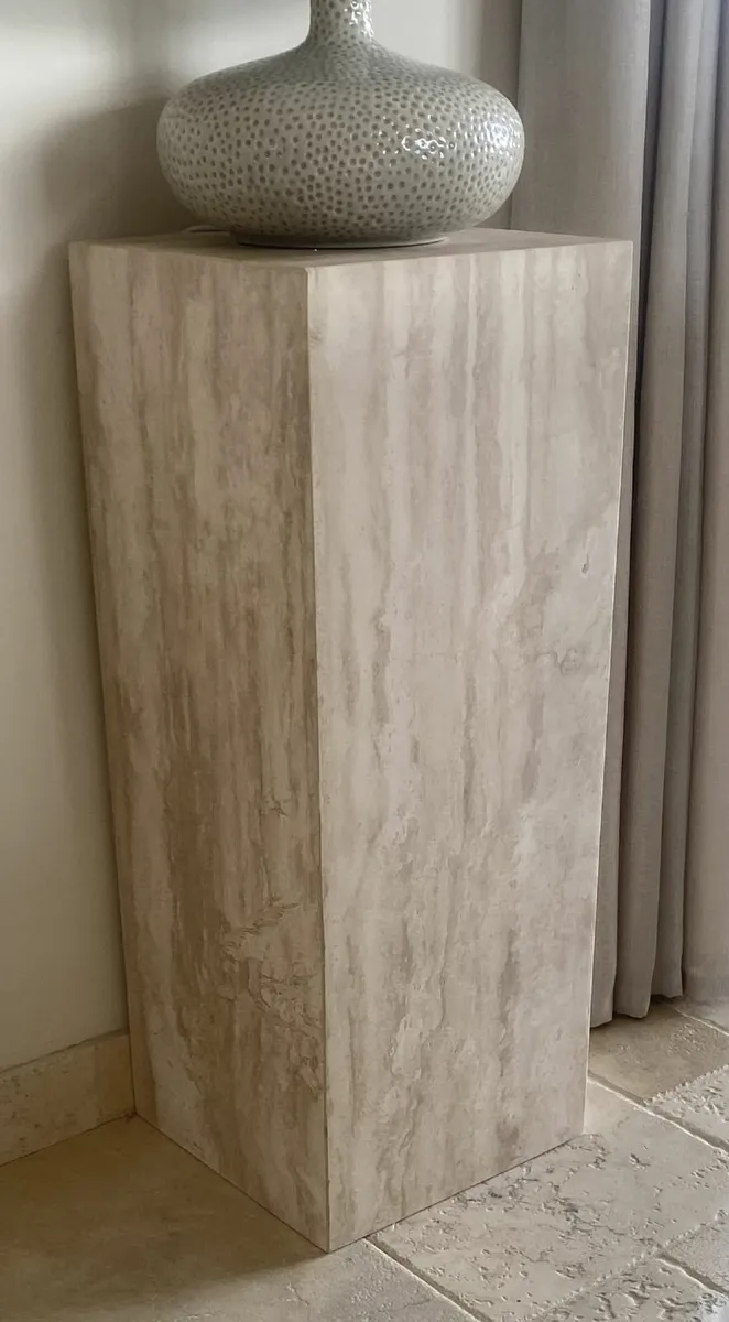 Marble Pedestal Unit - Image 1