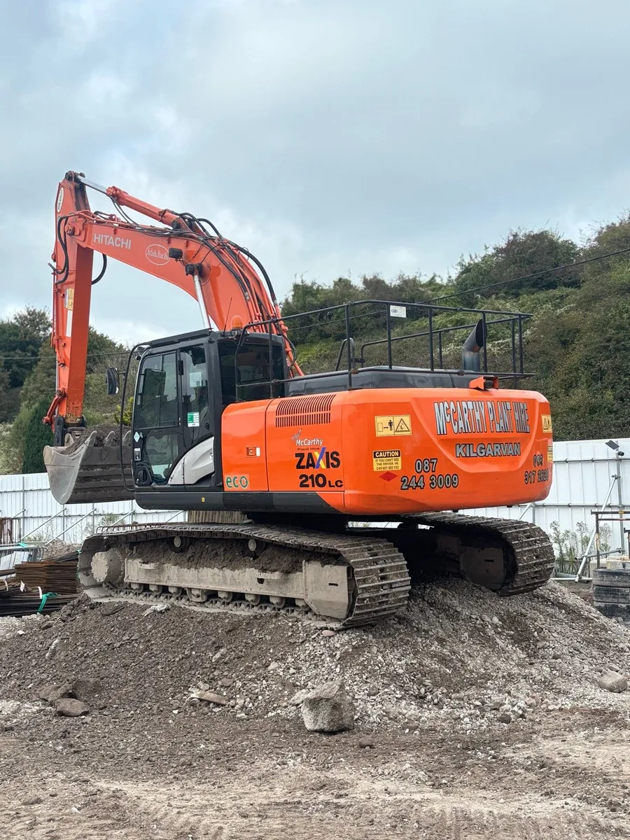 ***Hitachi Zaxis 210-5*** - Image 1
