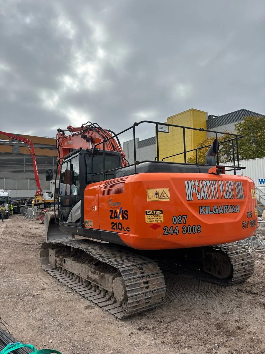 ***Hitachi Zaxis 210-5*** - Image 3