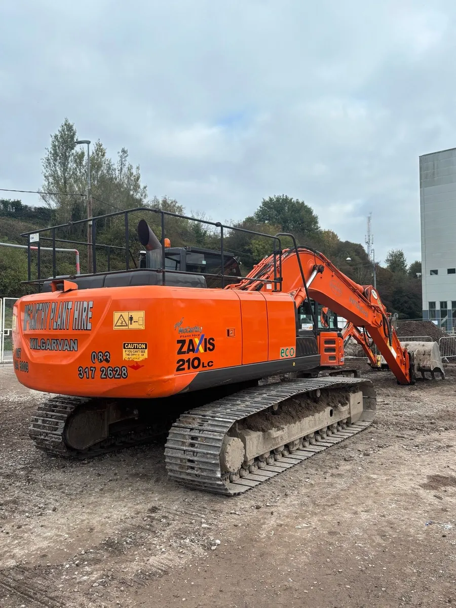 ***Hitachi Zaxis 210-5*** - Image 4