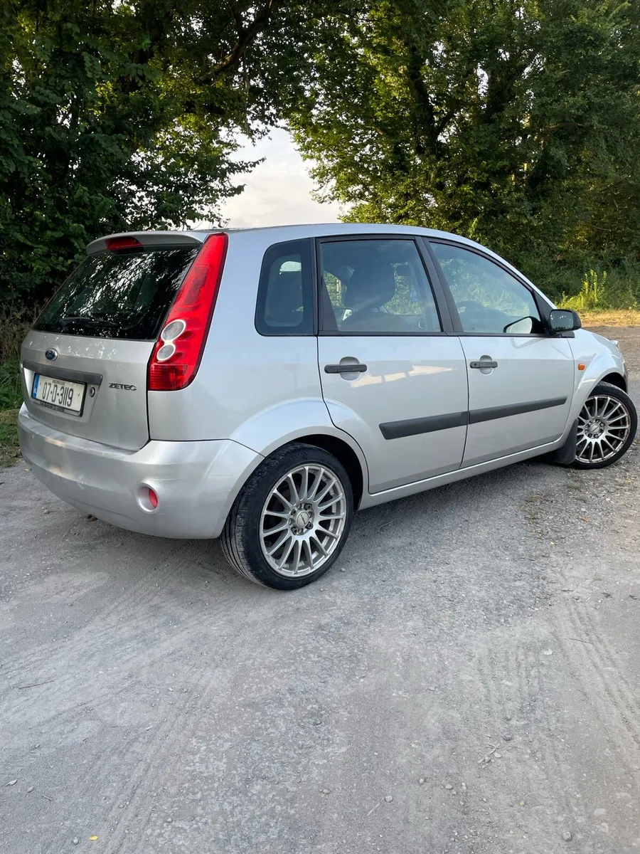 Ford Fiesta 2007 - Image 4