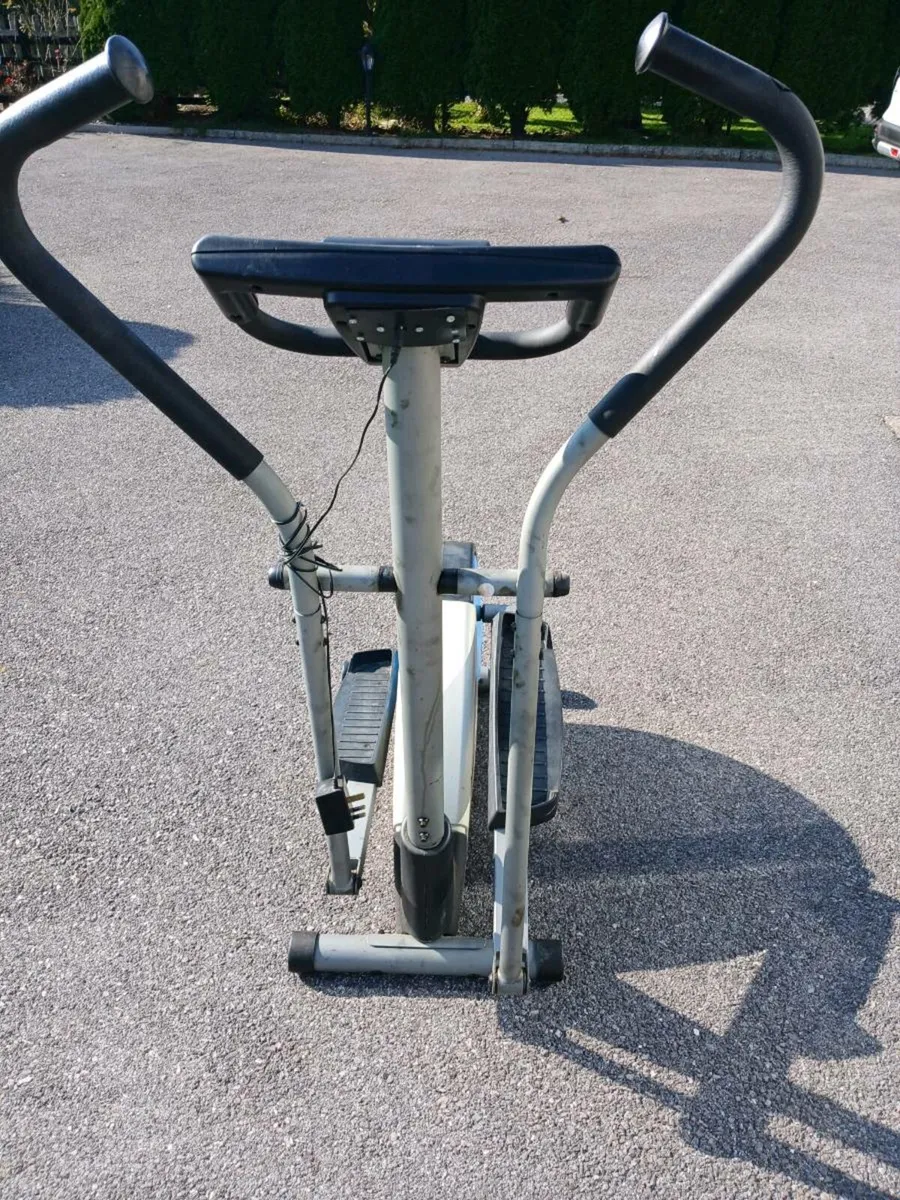 Weslo cross trainer - Image 2
