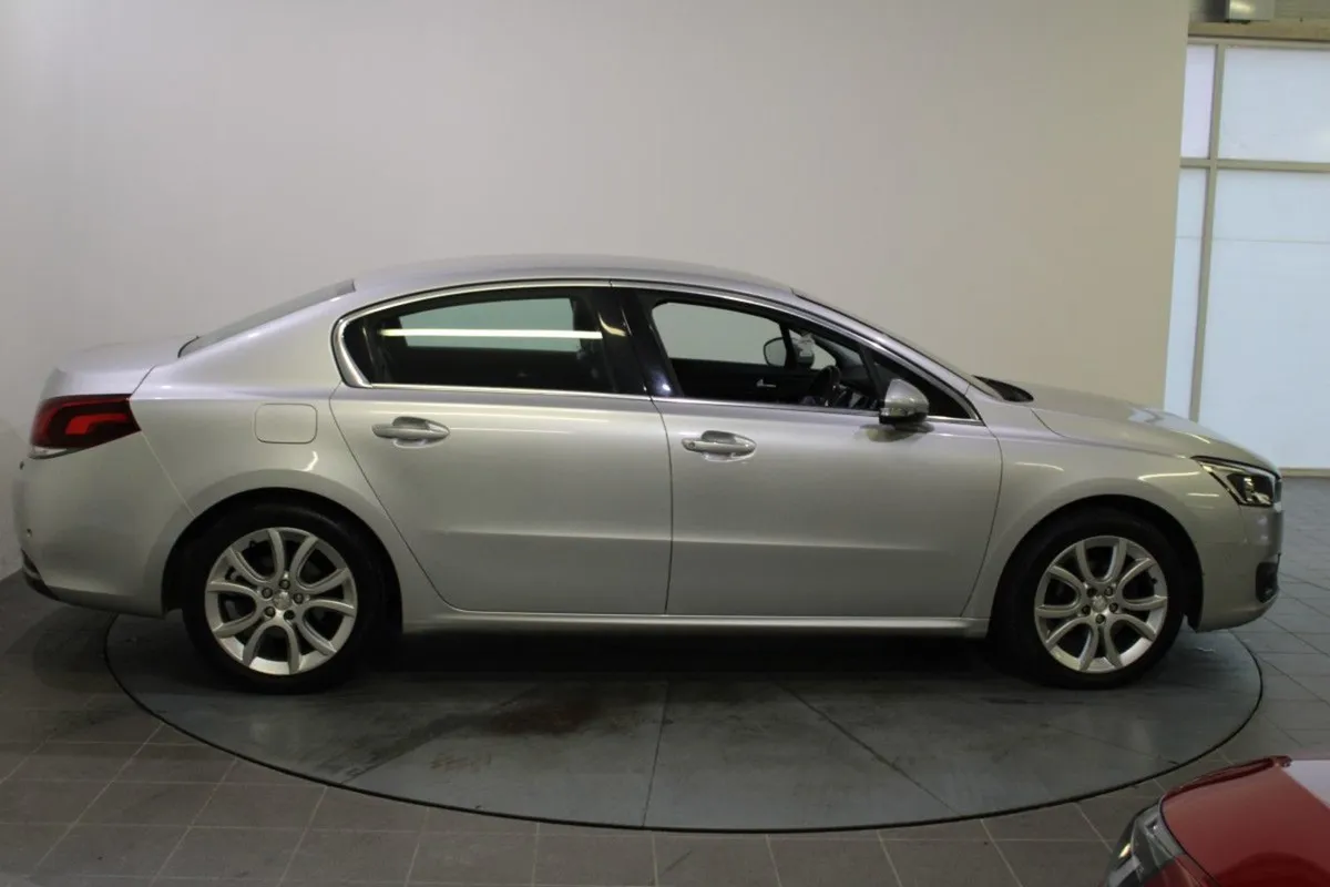Peugeot 508  Allure 1.6 Blue HDI 120ST - Image 4