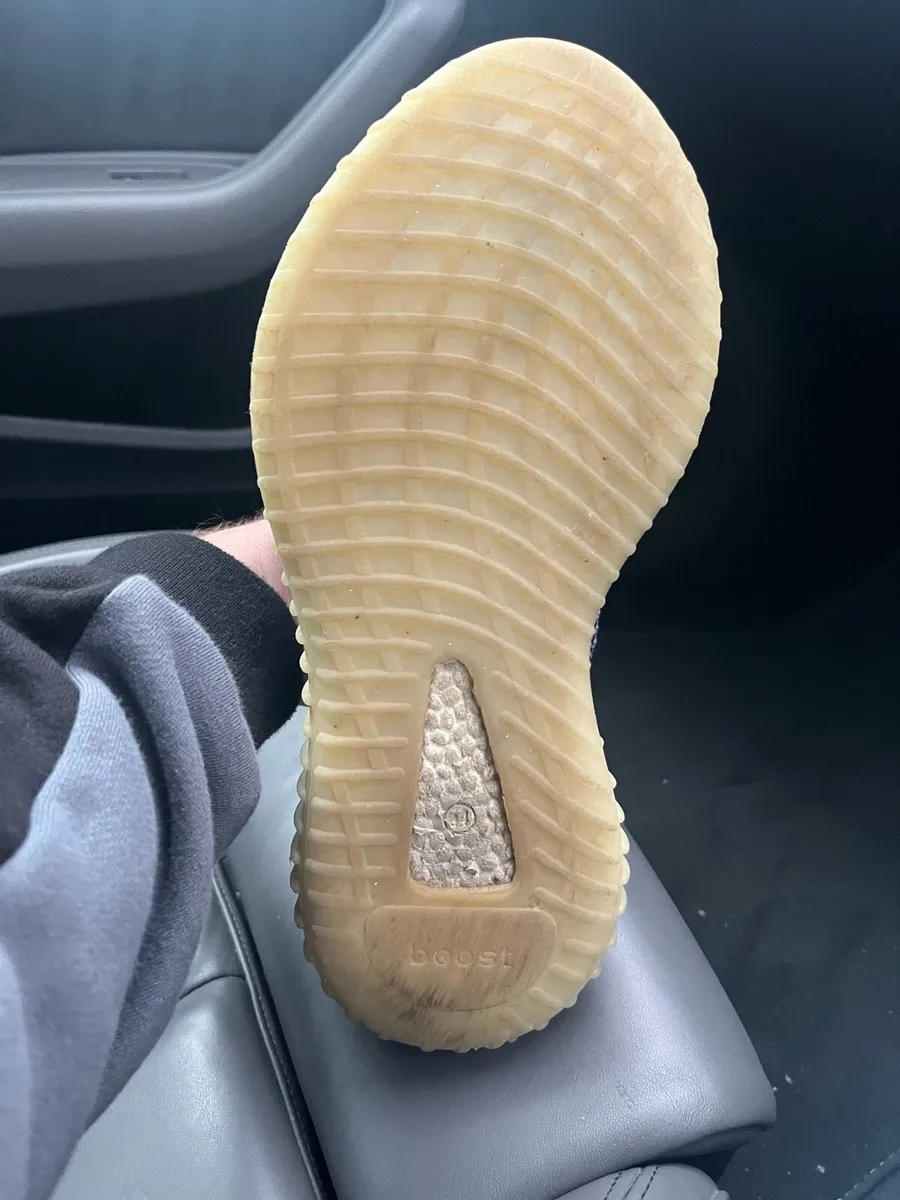 Adidas Yeezy Boost Trainers - Image 3