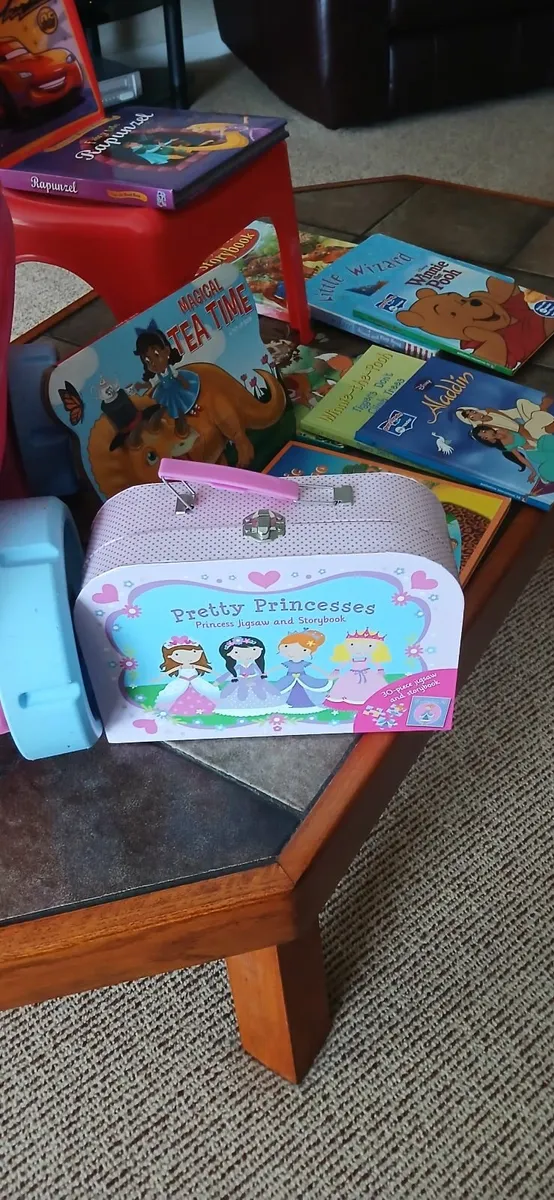 Toys - Image 2
