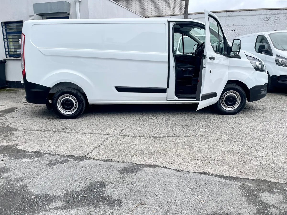 Ford Transit Custom 300L2  2.0TDCI 130BHP LWB,2022 - Image 3