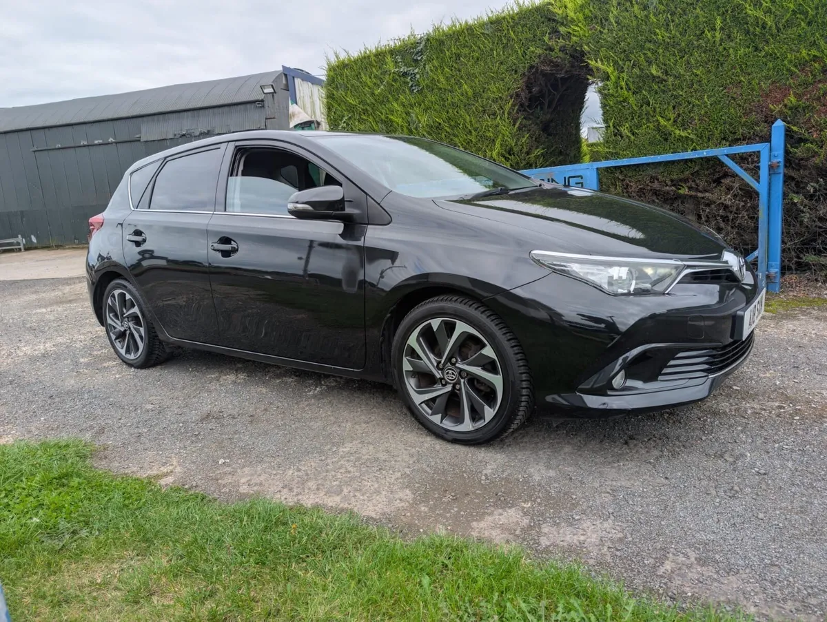 Toyota Auris D-4D - Image 2