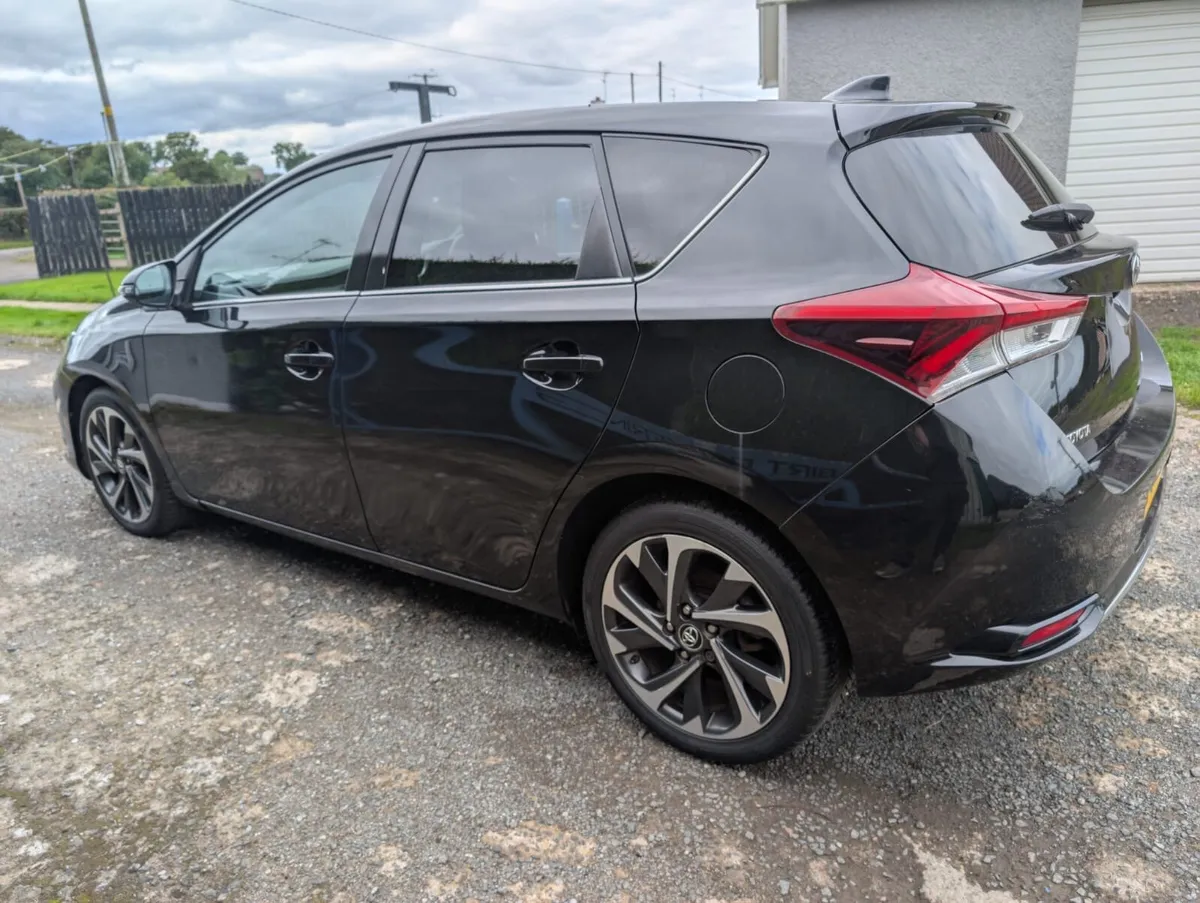 Toyota Auris D-4D - Image 3