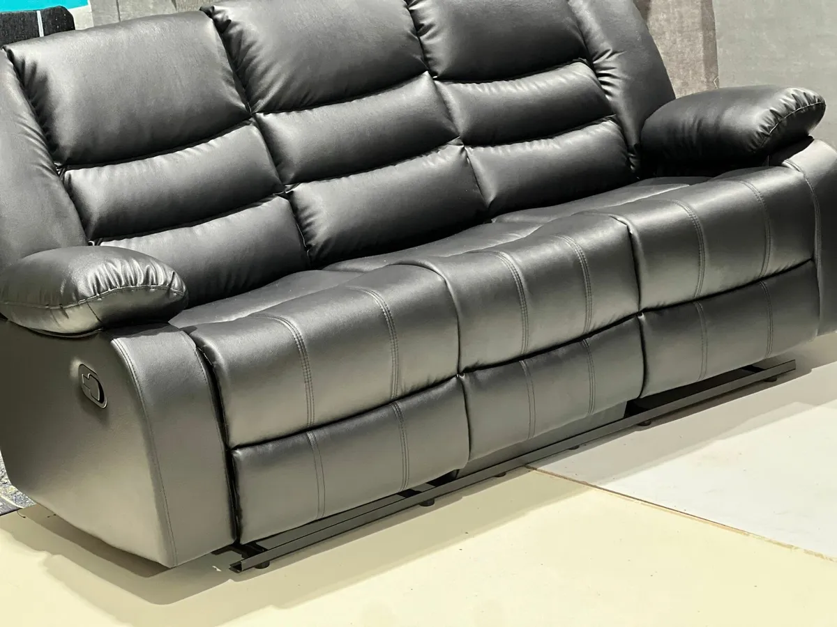 Vancouver leather recliner - Image 2
