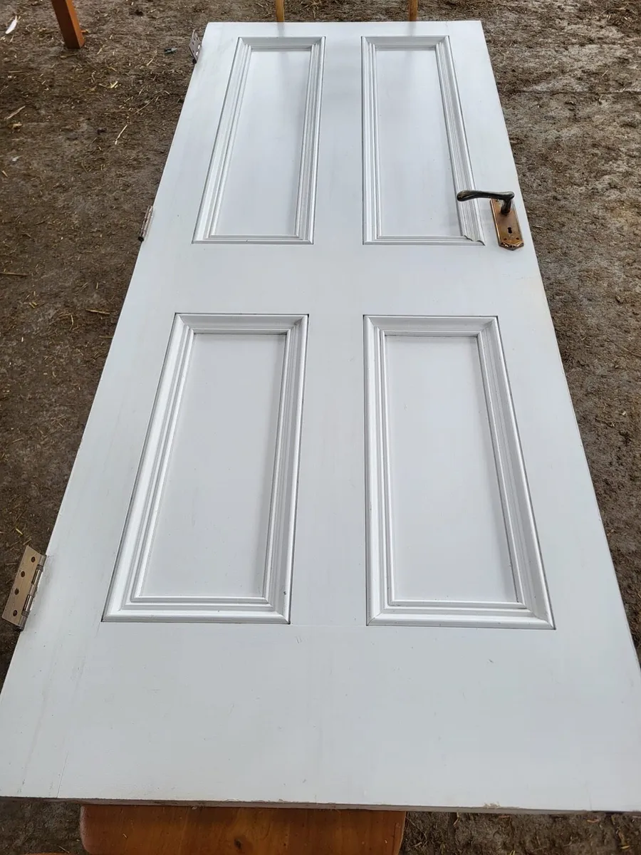 Internal doors - Image 2