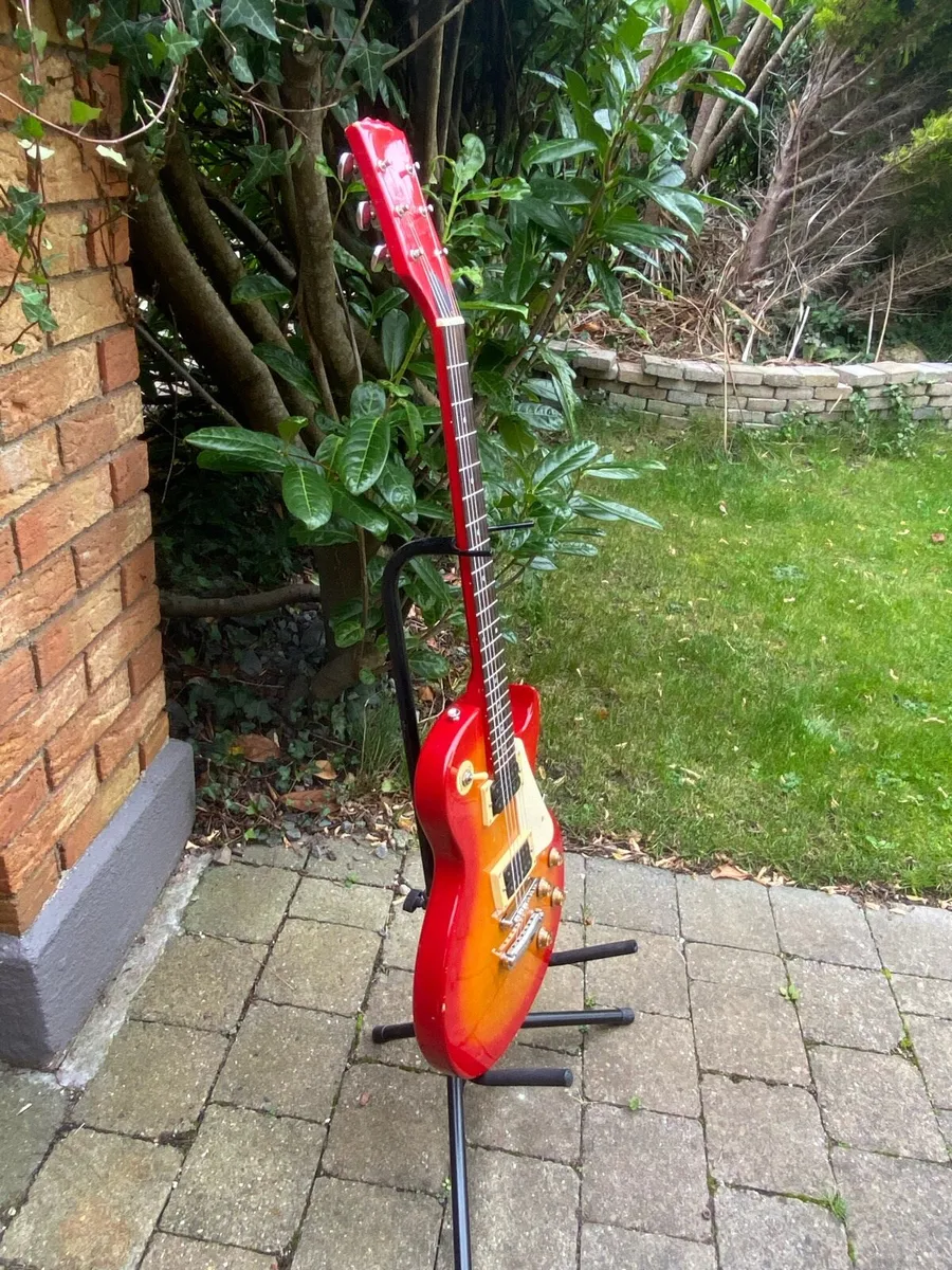 Vintage Encore Les Paul - Image 2