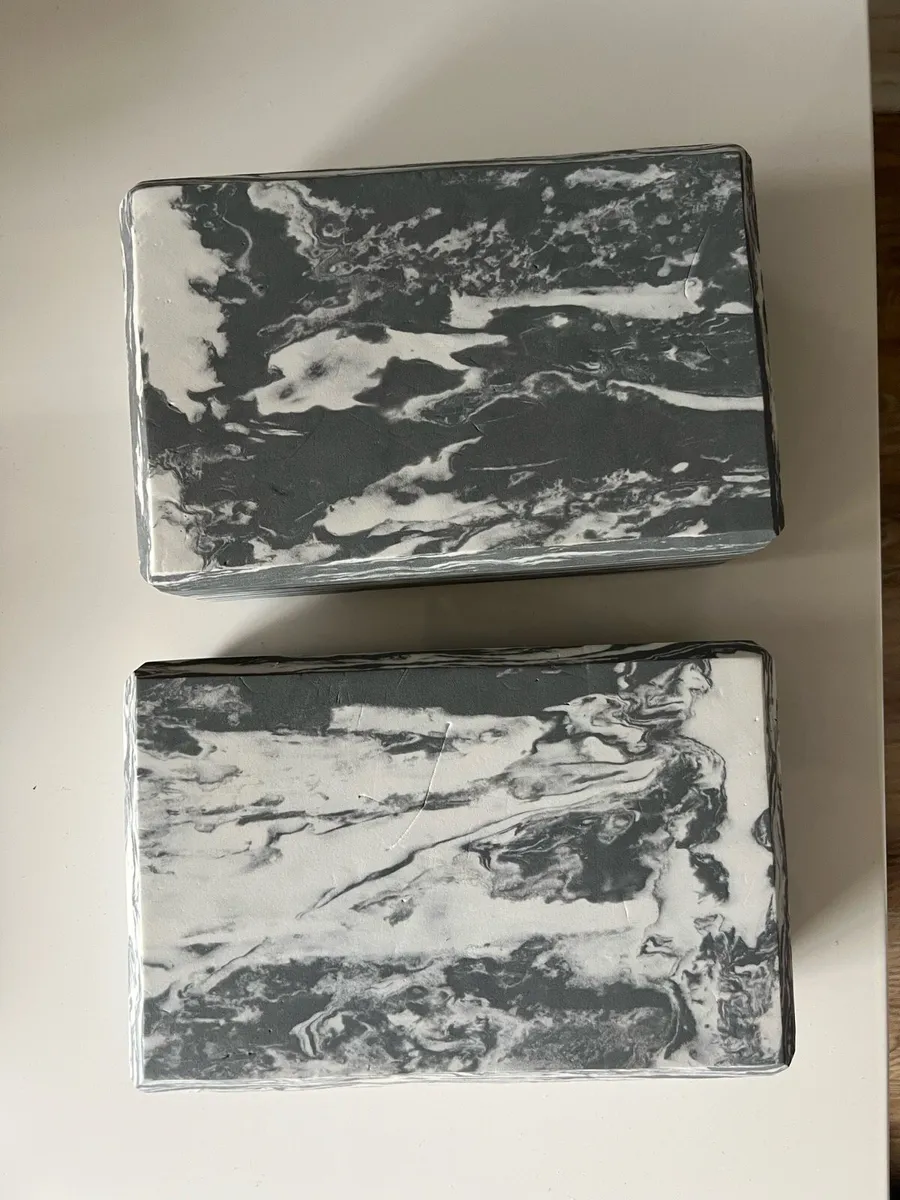 Set of 2 Yoga Blocks - Image 1
