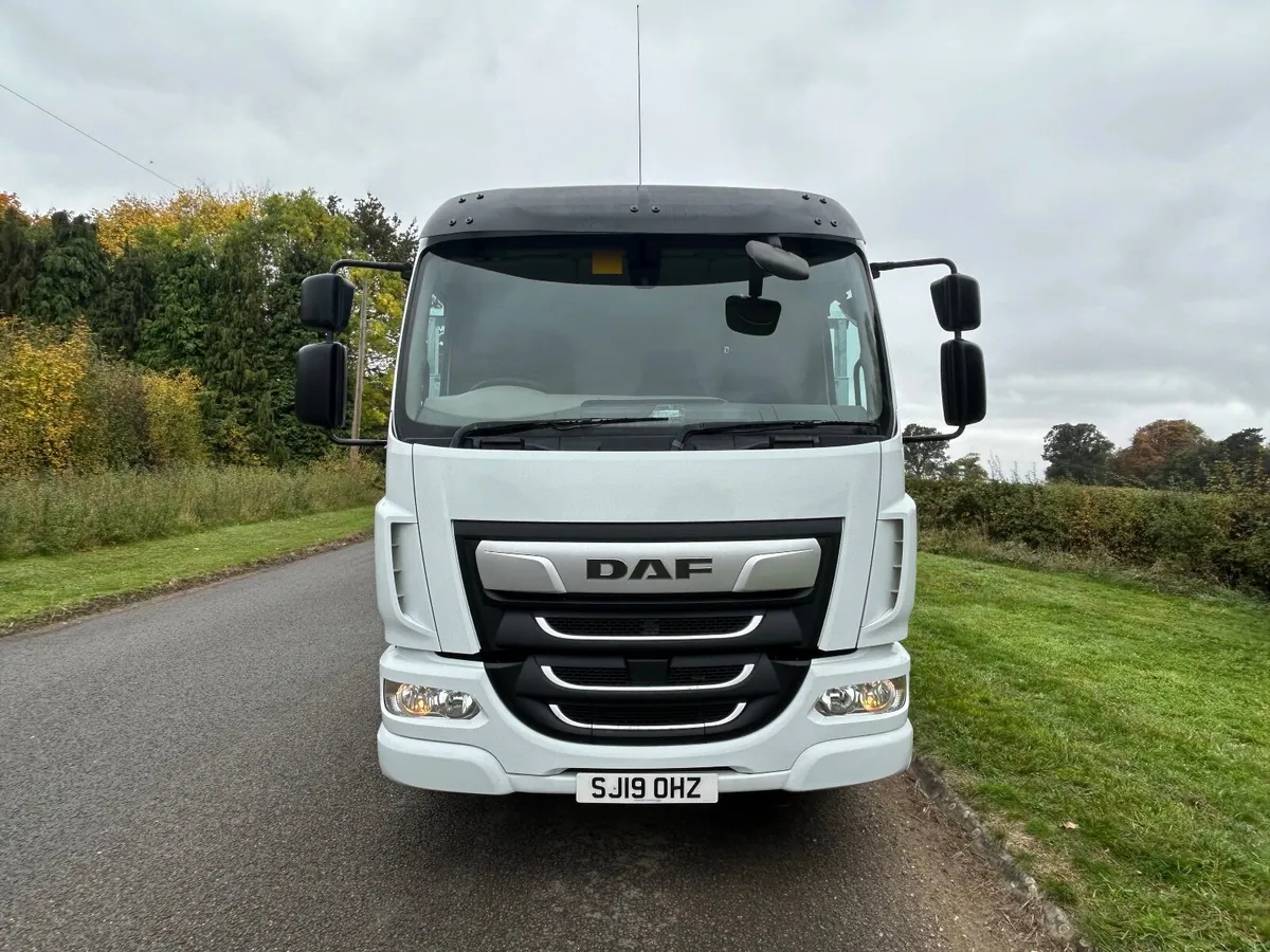 Daf LF230 26ft Twin Deck Tilt Slide Recovery Truck - Image 2
