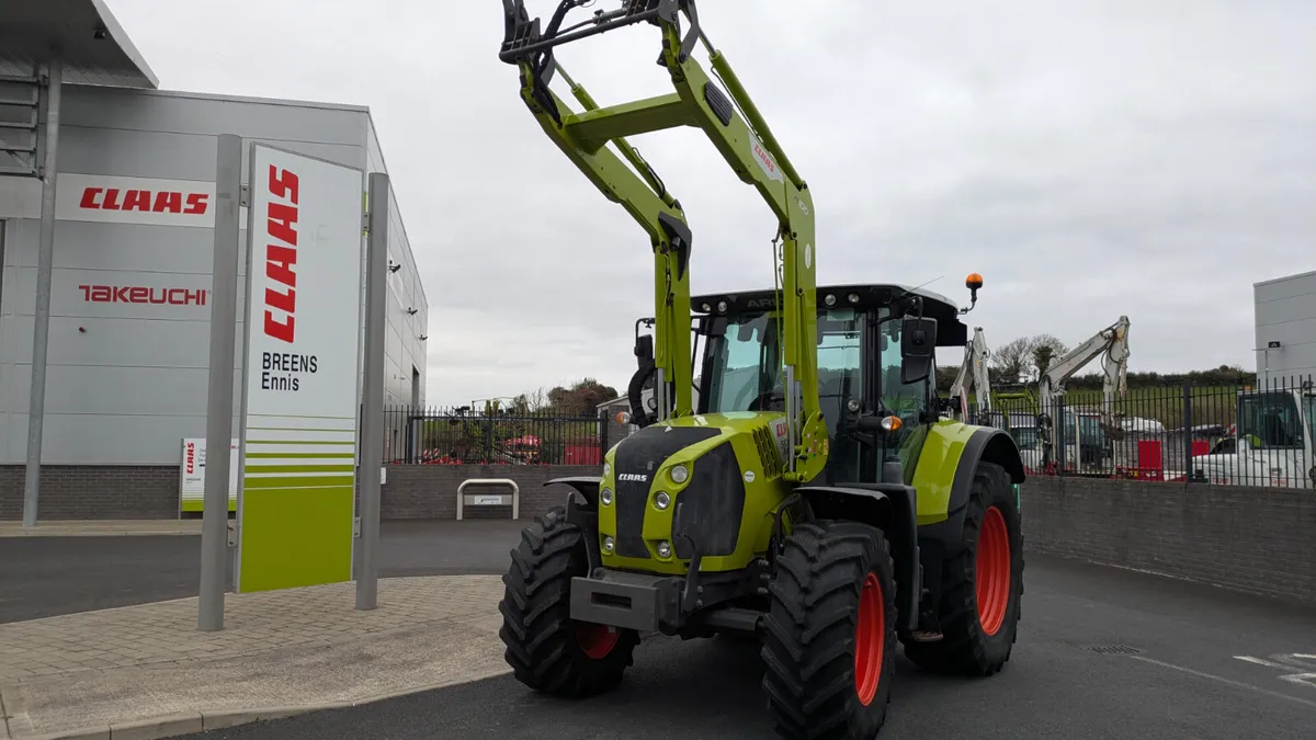 Excellent Claas Arion 510 CIS with Loader - Image 2