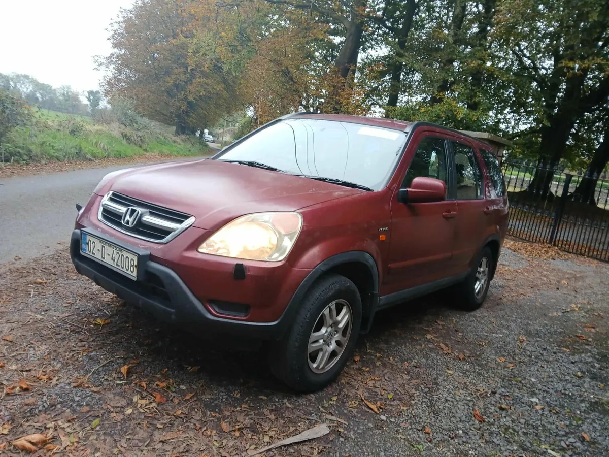 Honda CR-V 2002 tax& new nct today until 09/26 - Image 1
